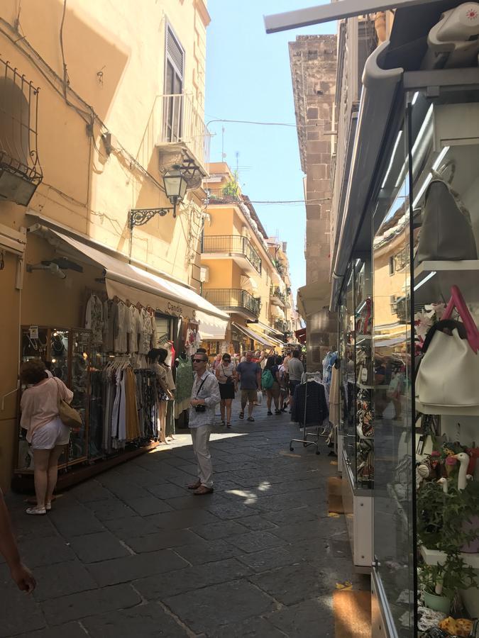 Sorrento Deluxe B&B 外观 照片